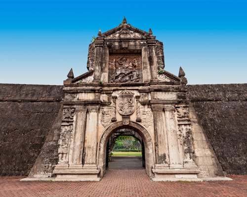 Puerta del fuerte Santiago, en Intramuros, Manila