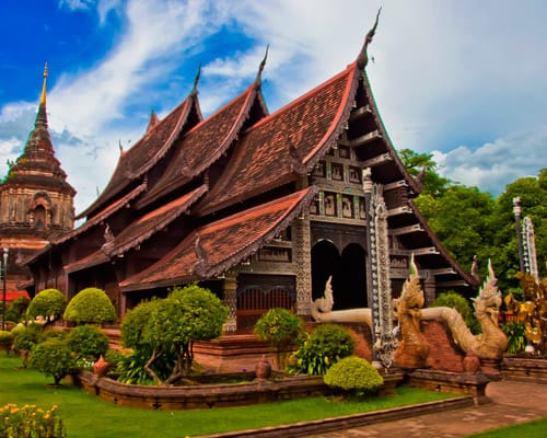 Templo de madera de estilo Lanna en Chiang Mai